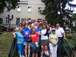 Wizyta międzynarodowej grupy młodzieży w Domu Pomocy Społecznej w Podzamku w ramach ŚDM Kraków 2016r